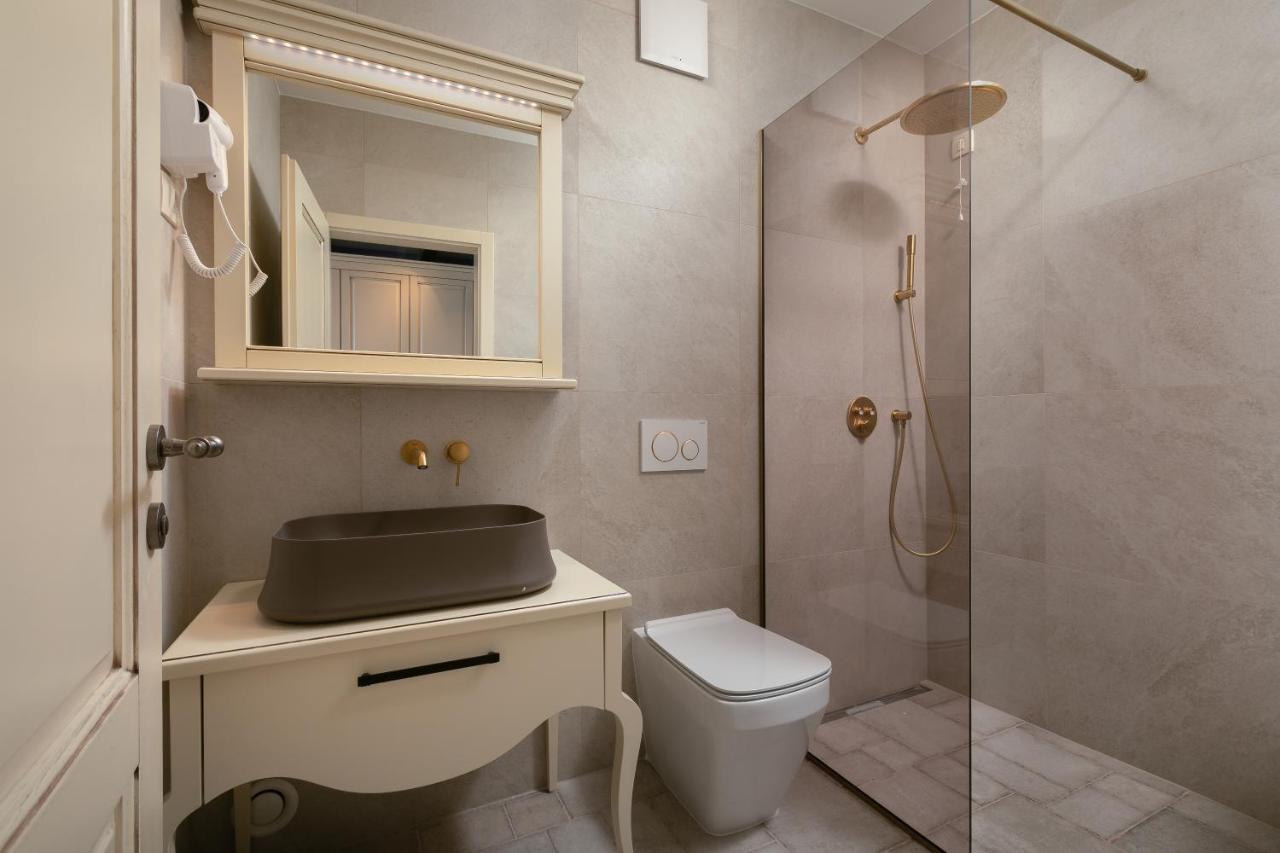 Heritage Hotel Liberan ポドゥゴラ エクステリア 写真